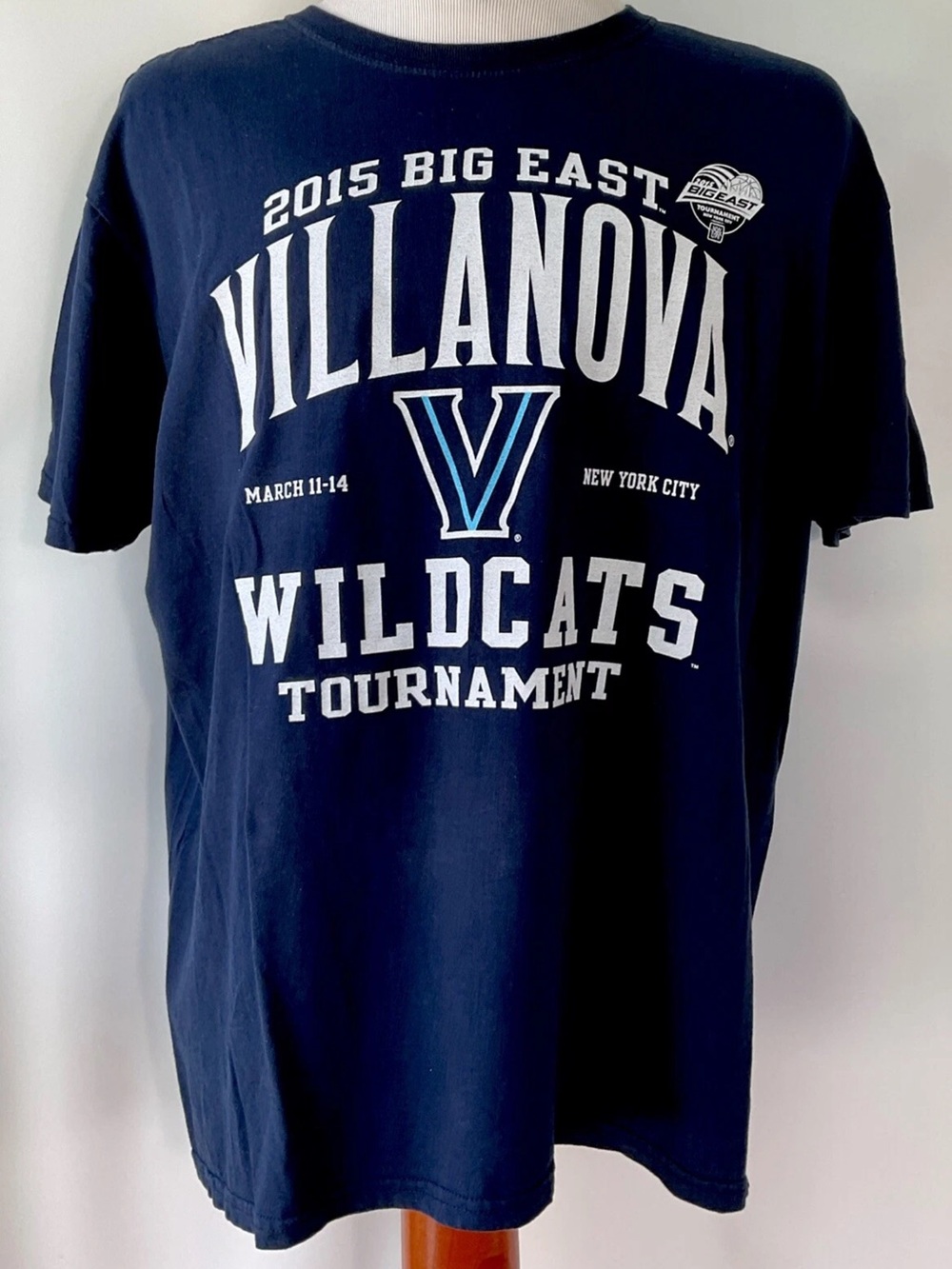 Villanova Wildcats 2015 Big East Basketball Tournament Graphic Tee Size Large